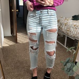 AE Tomgirl Jeans